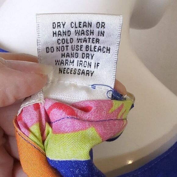 Bright Colorful Blouse Blue Print Beaded Hemline Size Medium - Picture 7 of 7